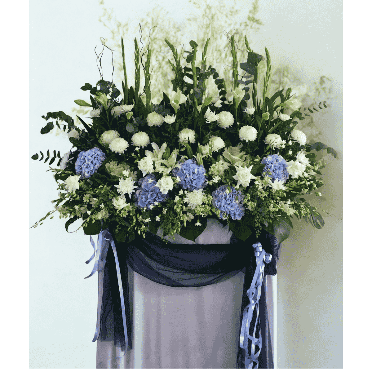 Blue tribute